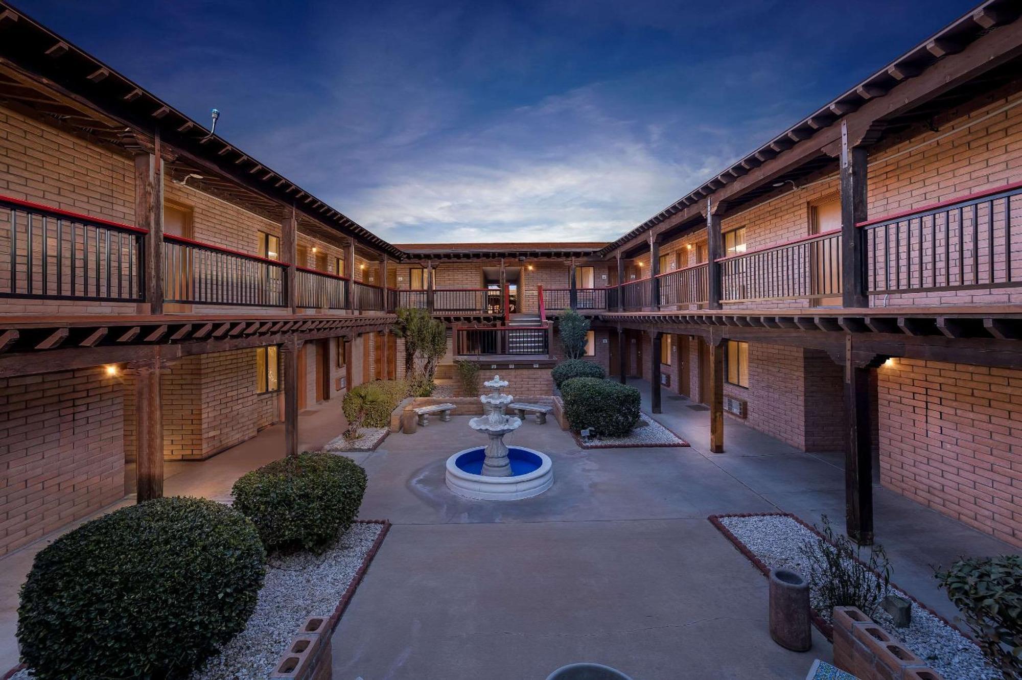 Clarion Inn Sierra Vista Exterior photo
